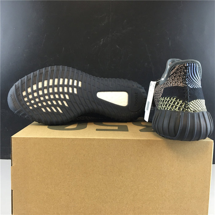 ad*s Y**zy boost 350 v2 yecheil (reflective) fx4145