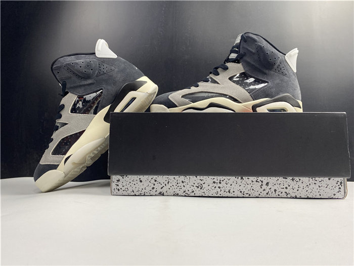 Jordan 6 Retro Tech Chrome  CK6635-001