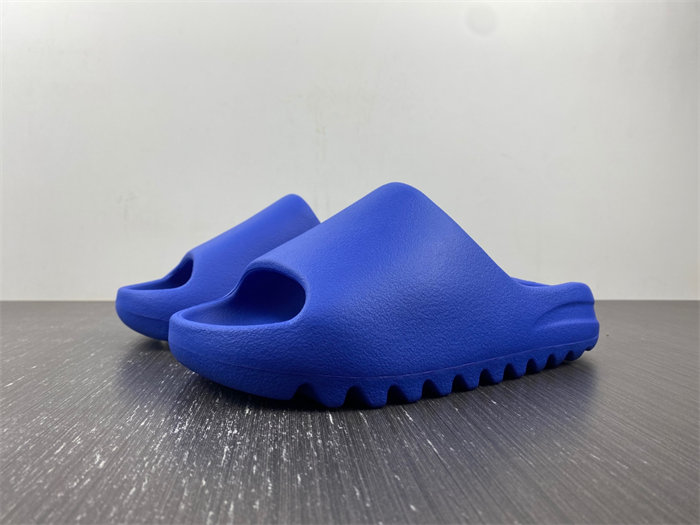 kanye west x ad*s Y**zy slide fy7497