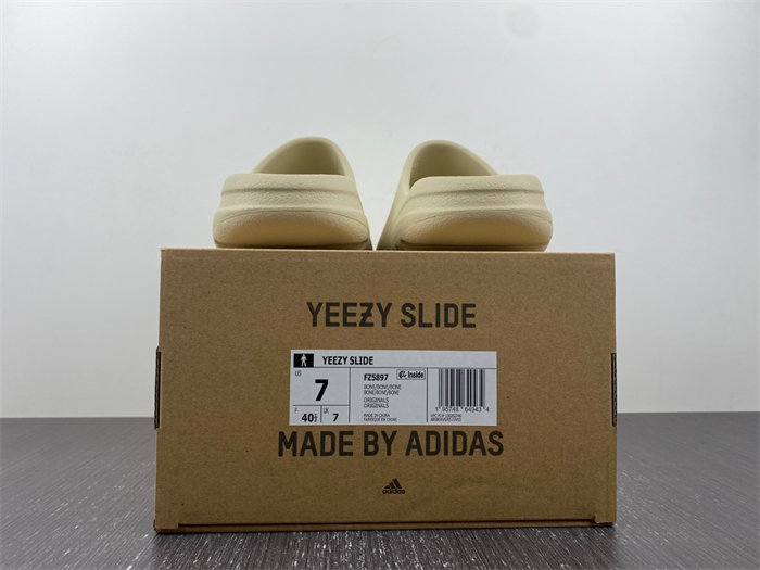 Y**zy slide bone fw6345