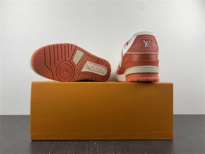 l**is V*t*n lv trainer orange 1a811n