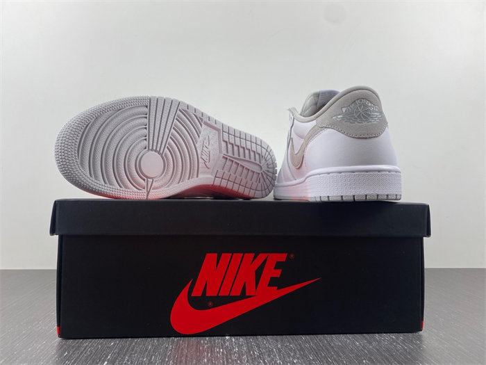 Jordan 1 Low OG Neutral Grey CZ0790-100