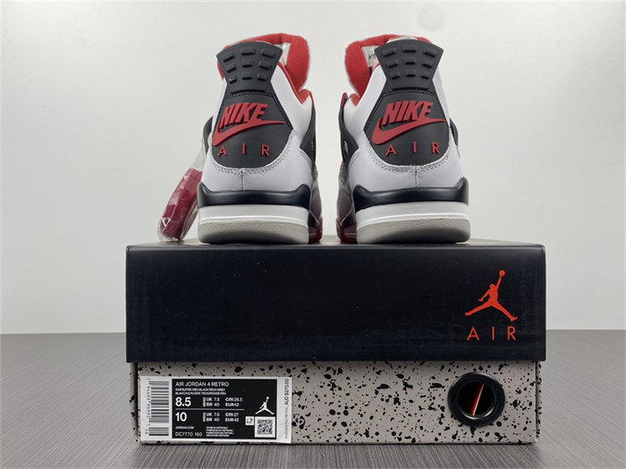 Jordan 4 Retro