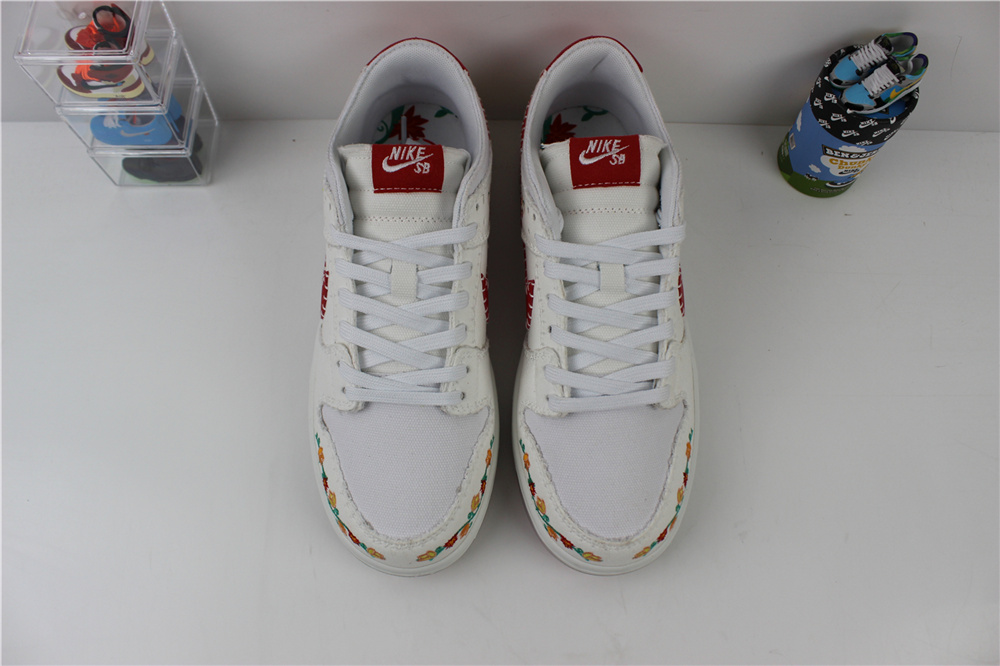 Nike SB Dunk Low Decon N7 University Red