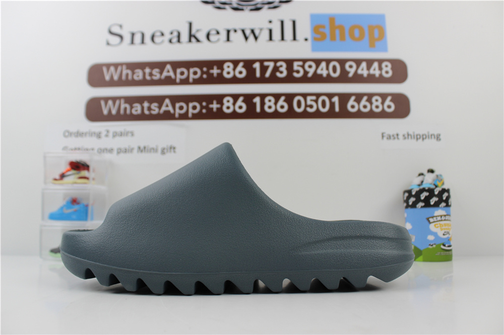 ad*s Y**zy slide “slate marine”