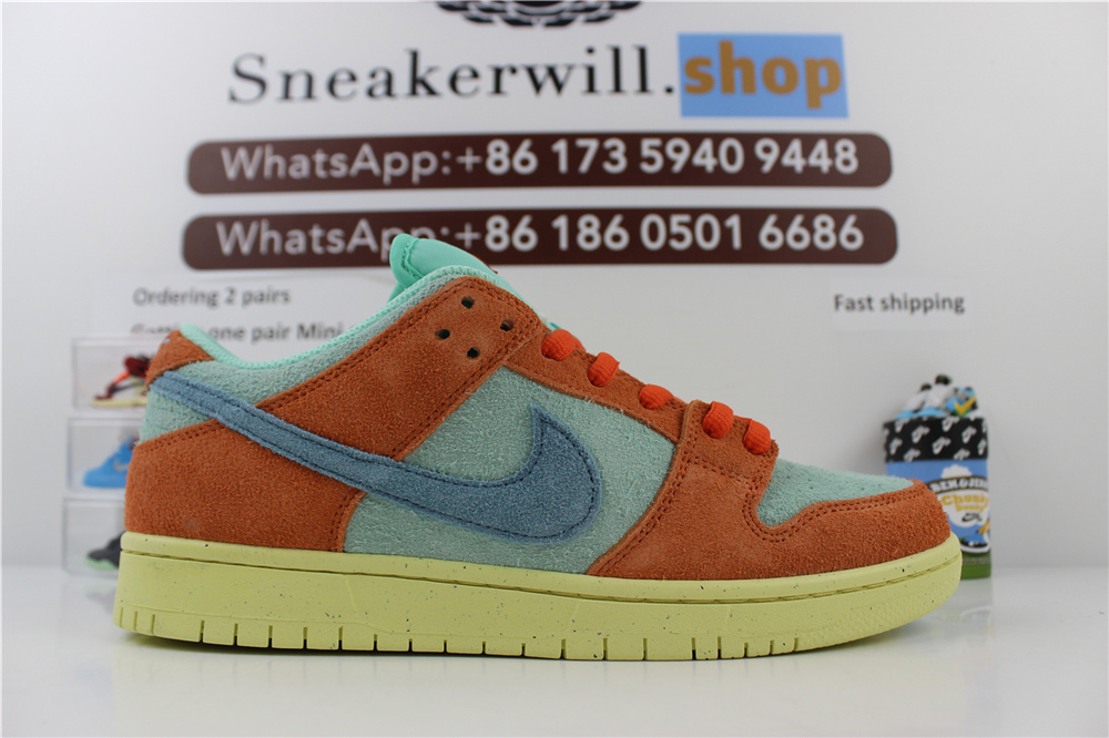 Nike SB Dunk Low Noise Aqua