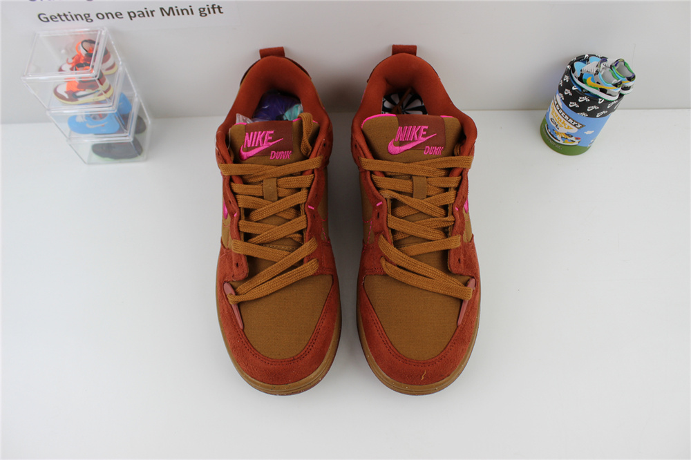Nike WMNS Dunk Low Disrupt 2 Desert Bronze
