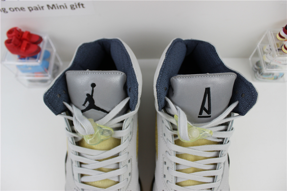 GOAT A Ma Maniere X Air Jordan 5 WMNS Dawn