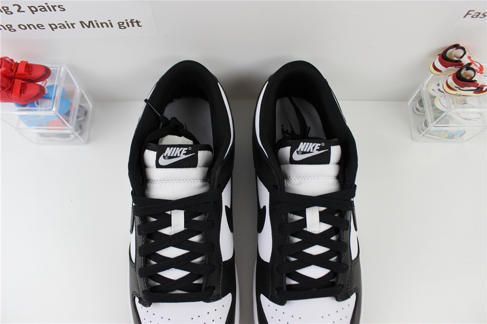 Nike DUNK Low Black White Panda