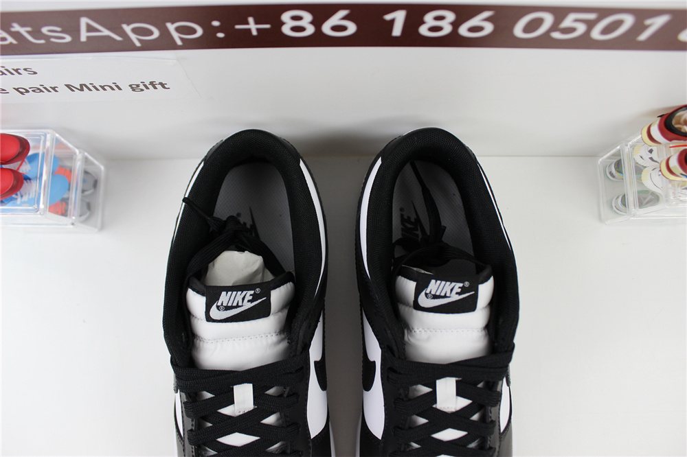 Nike DUNK Low Black White Panda
