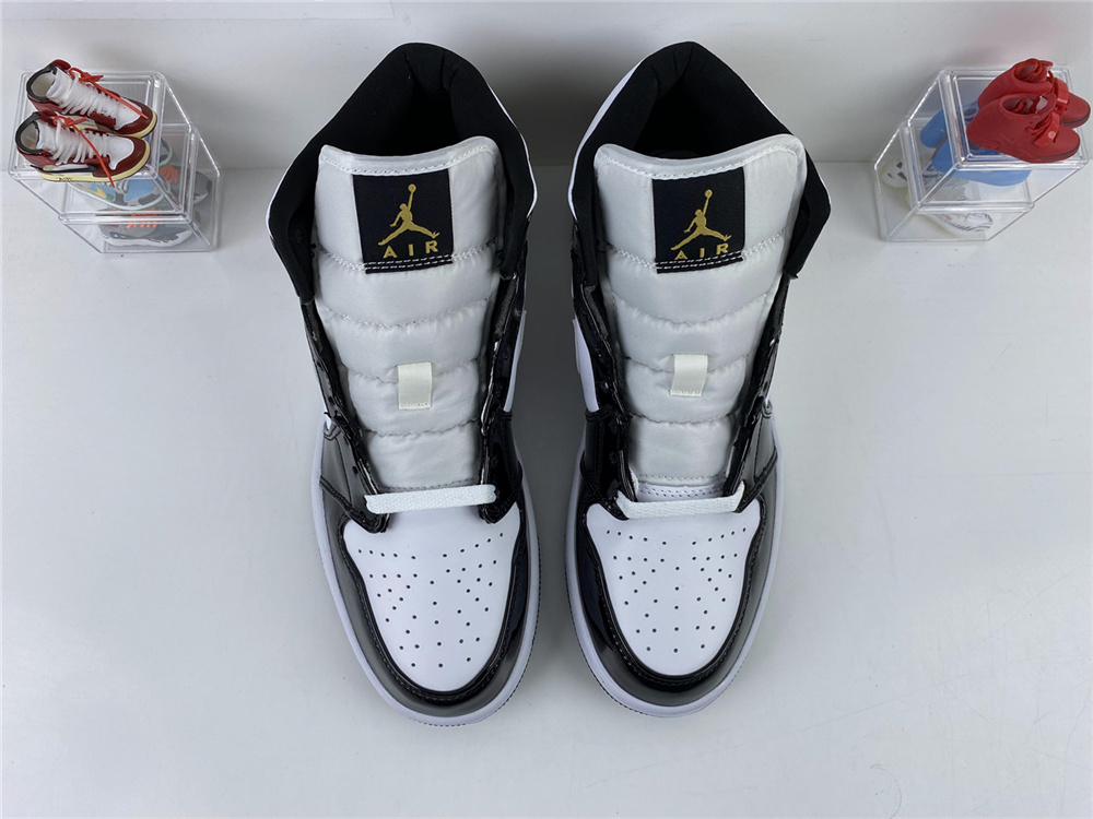 Air Jordan 1 Mid Metallic Gold White