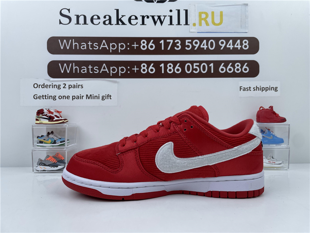 Nike Dunk Low GS “Valentine