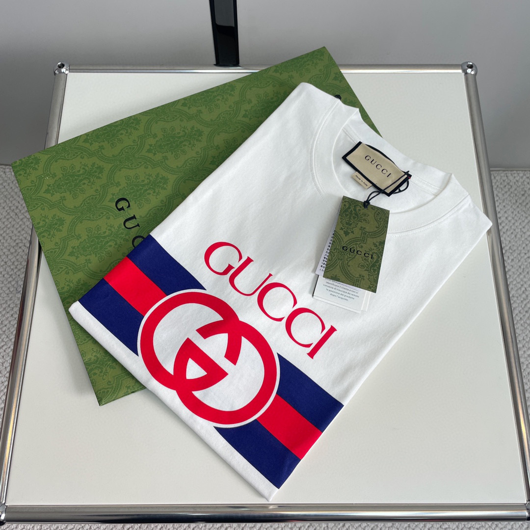 GUC White Blue T-shirt