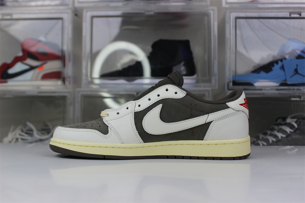 Travis Scott x Air Jordan 1 Low OG “Reverse Mocha”