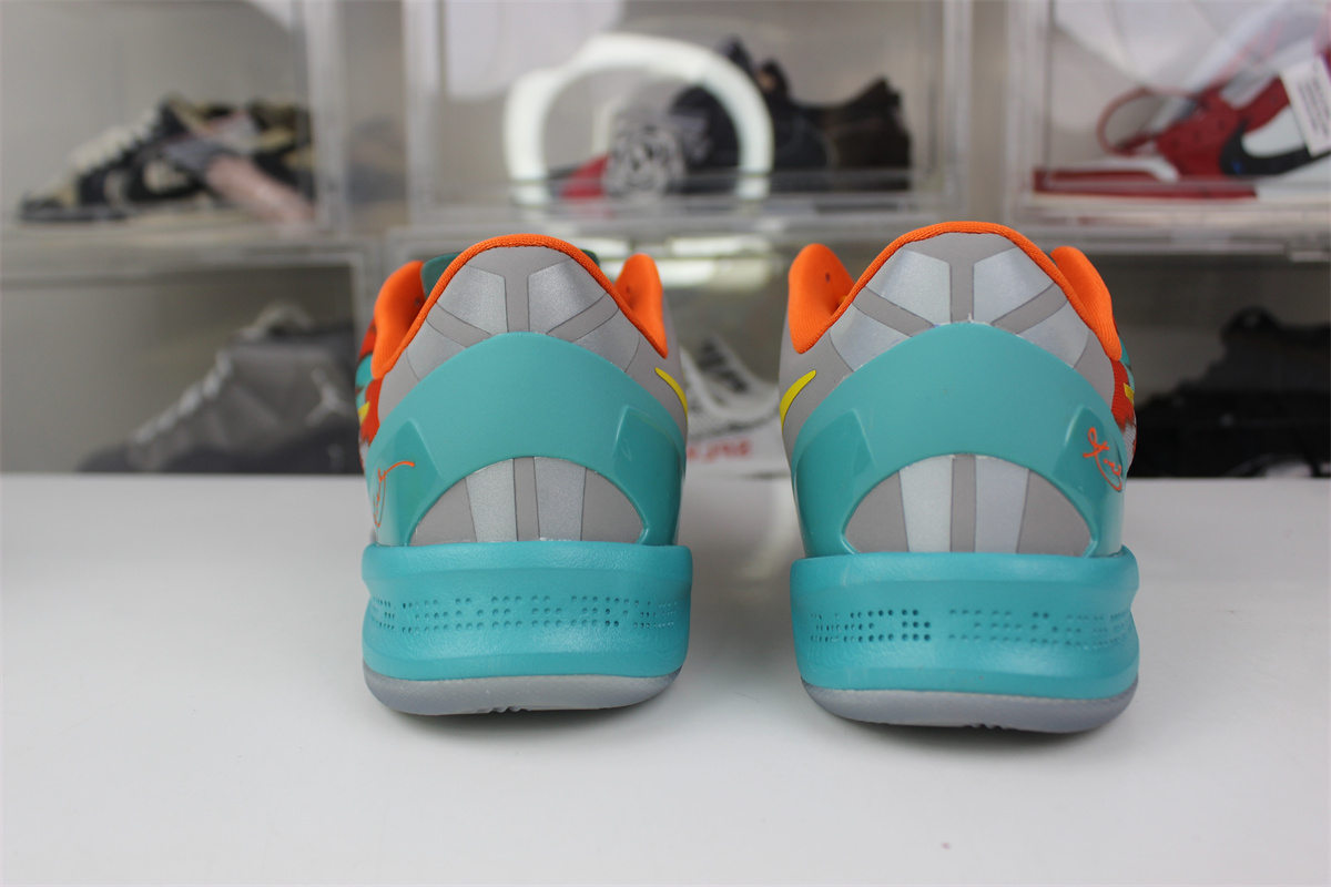 Nike Kobe 8 Protro “Venice Beach”