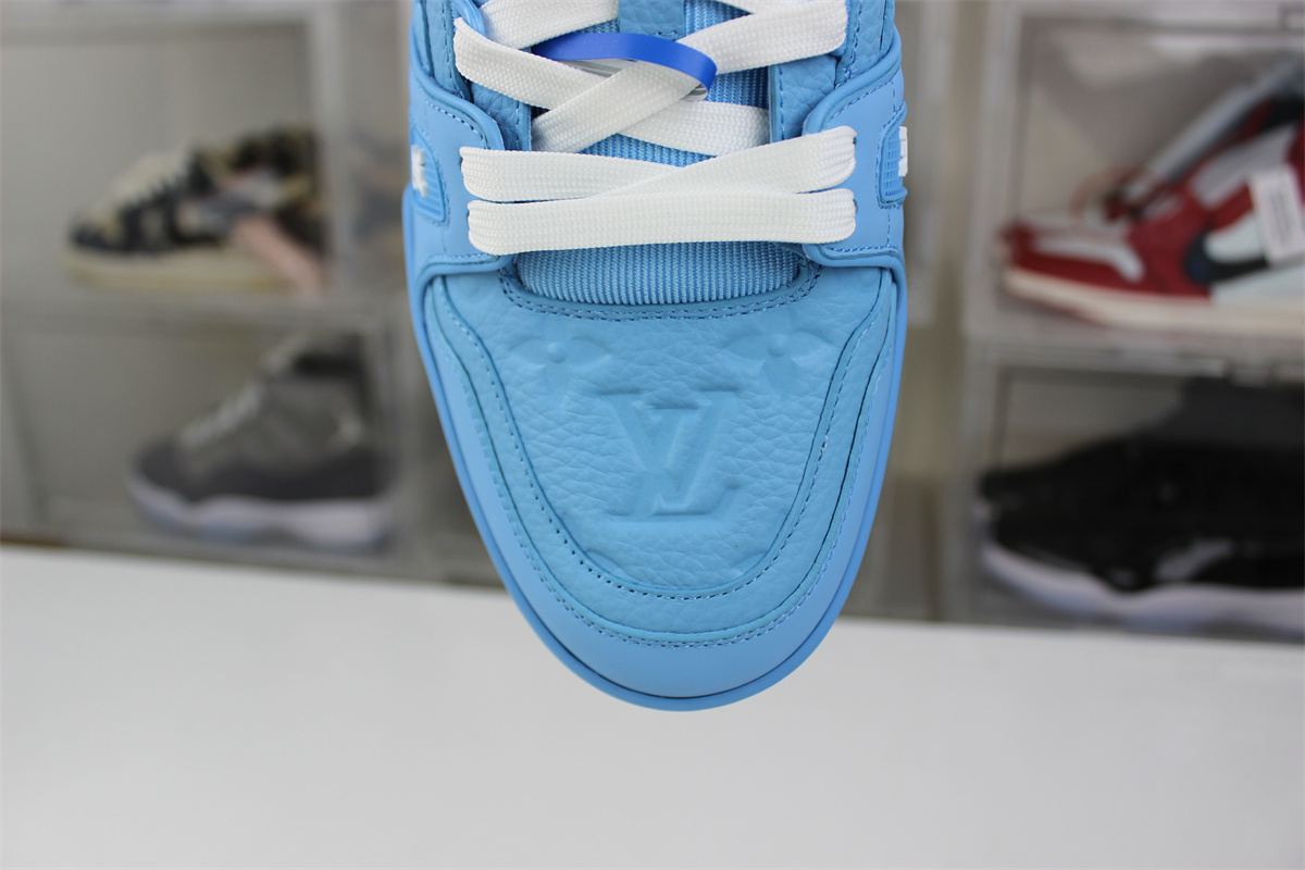 Blue LV