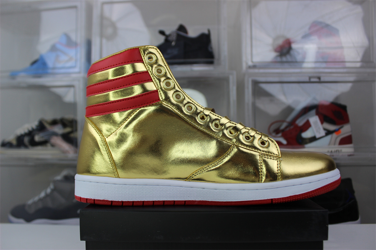 Gold Trump The Never Surrender High-Tops