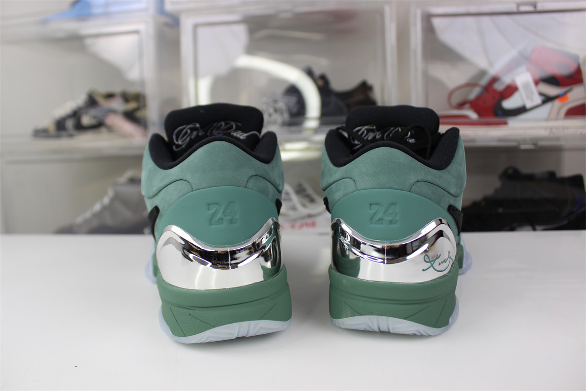 Nike Kobe 4 Protro “Girl Dad”