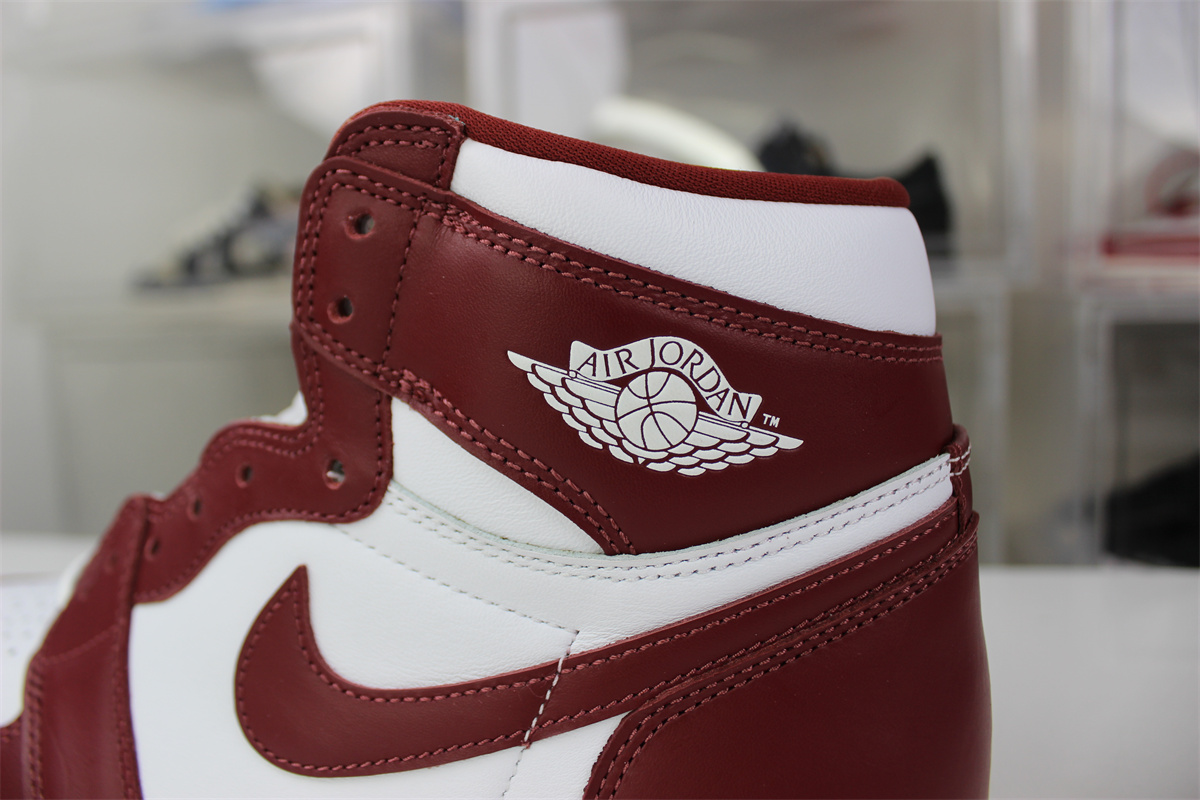 GOAT Air Jordan 1 High OG “Team Red”