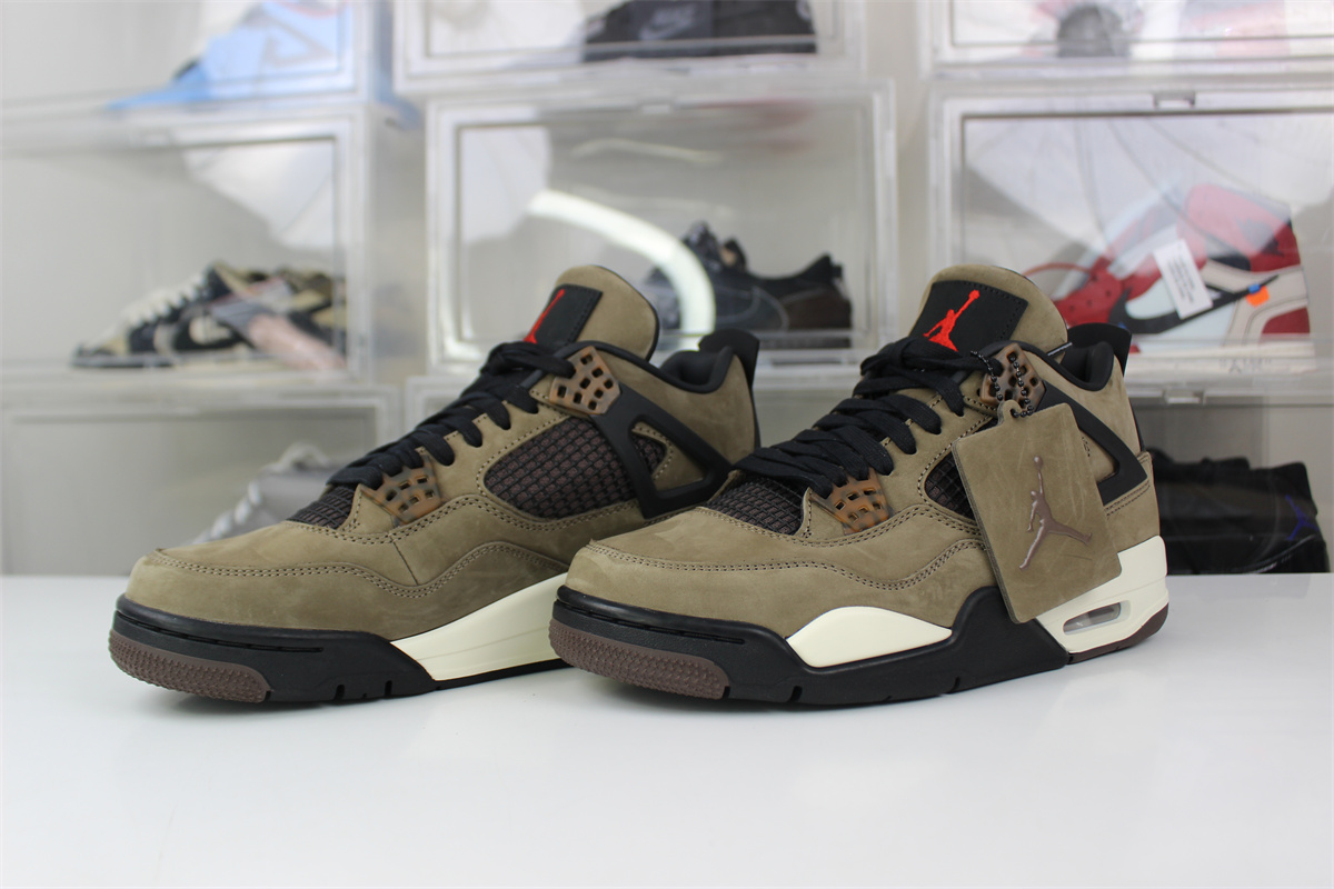 Travis Scott x Air Jordan 4 Brown