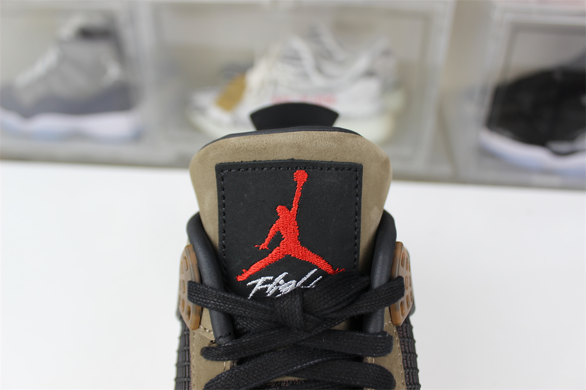 Travis Scott x Air Jordan 4 Brown