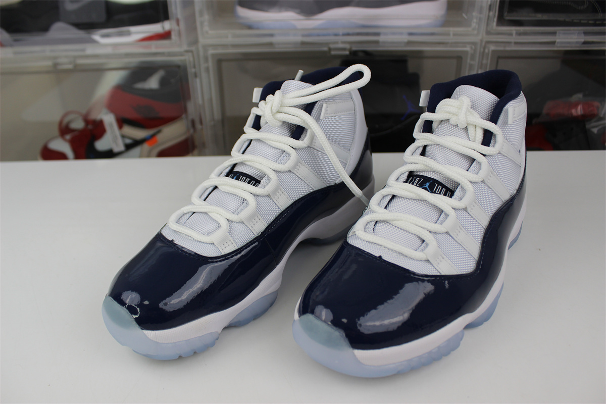 GOAT Air Jordan 11 Retro UNC Win Like 82