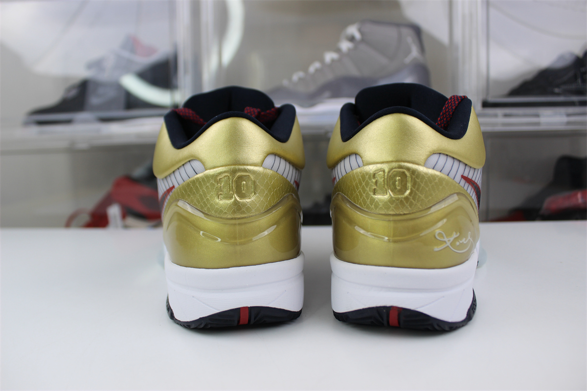 GOAT Nike Kobe 4 Protro “Gold Medal”