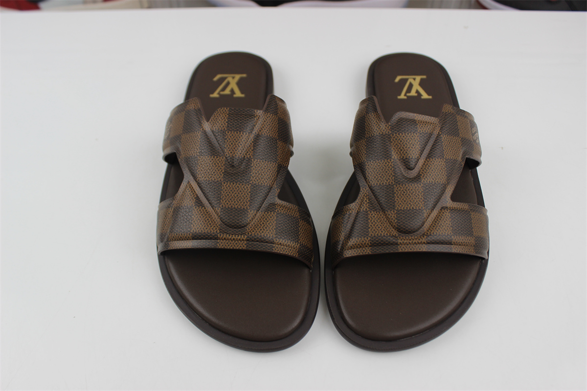 l**is V*t*n miami slide coffe colorway