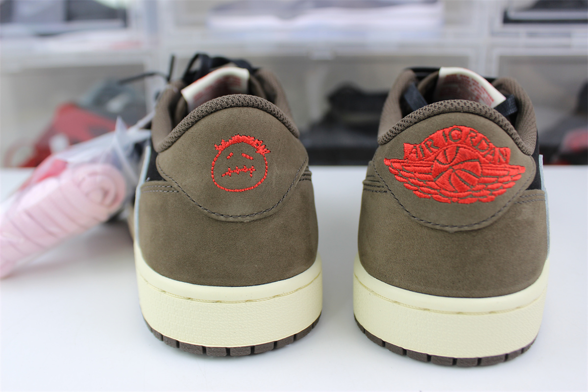 GOAT Air Jordan 1 Low Mocha