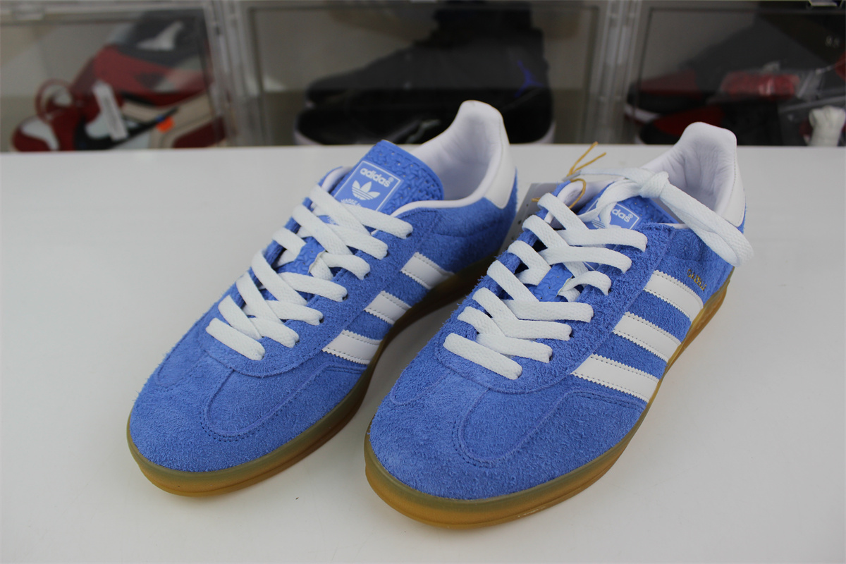 Ad*s gazelle indoor blue