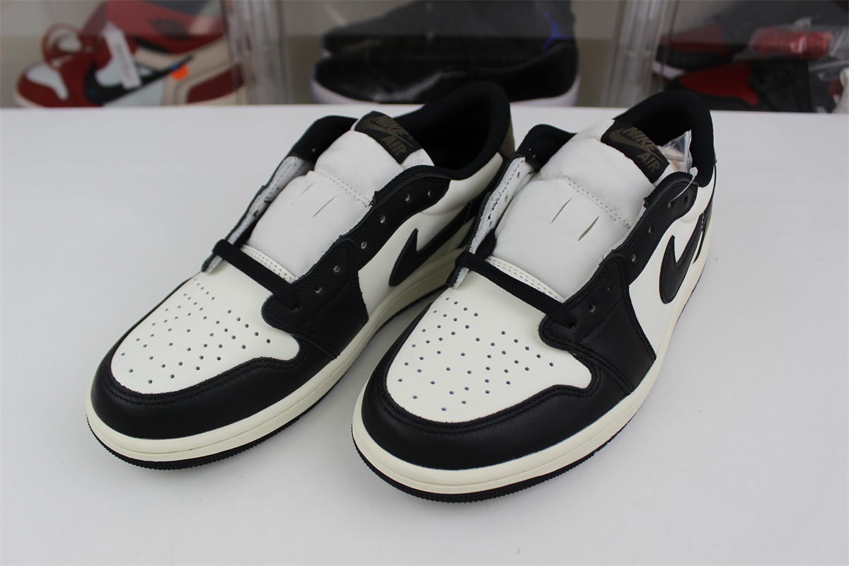 Air Jordan 1 Low OG “Mocha”