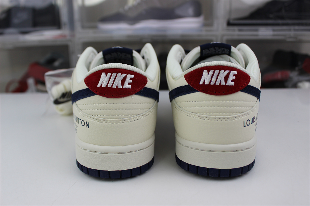 sb dunk low l**is V*t*n virgil night