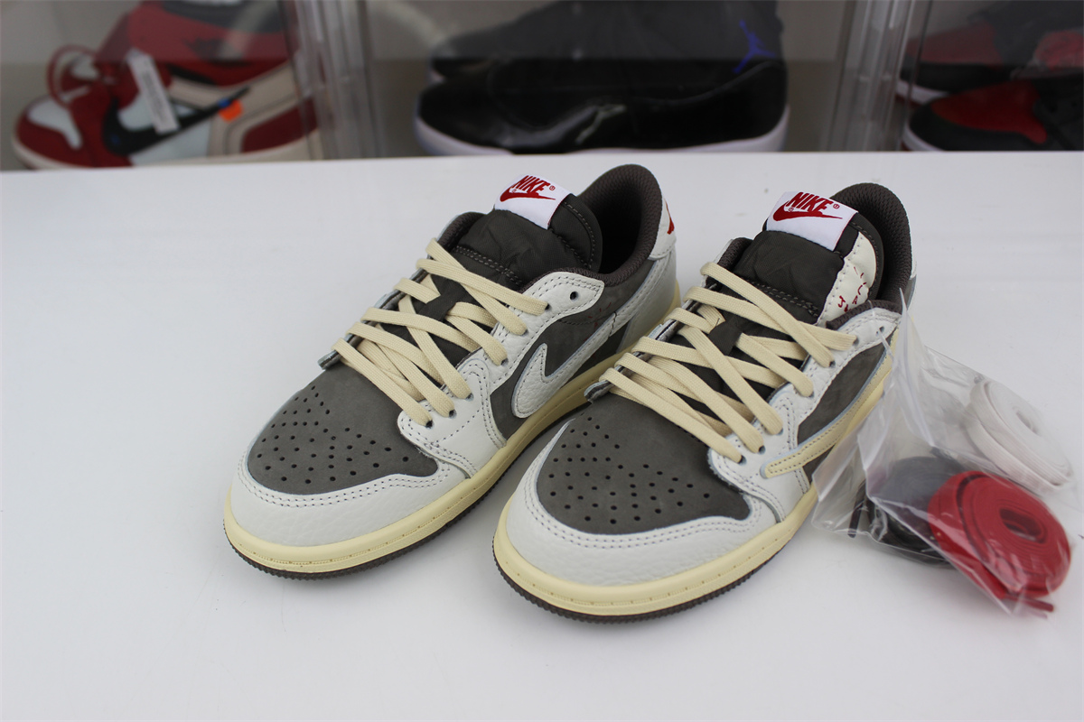 Kids shoes Travis Scott x Air Jordan 1 OG Low PS 