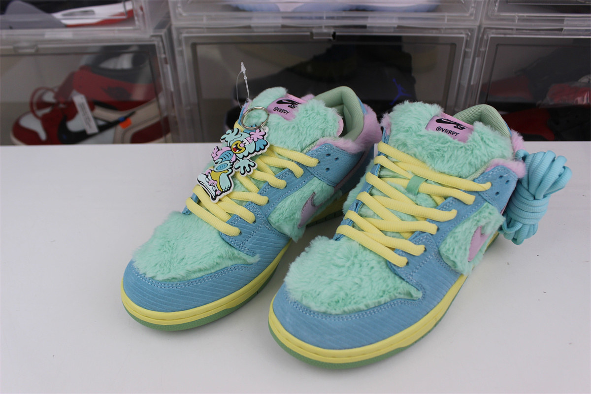 Verdy x Nike SB Dunk Low “Visty”