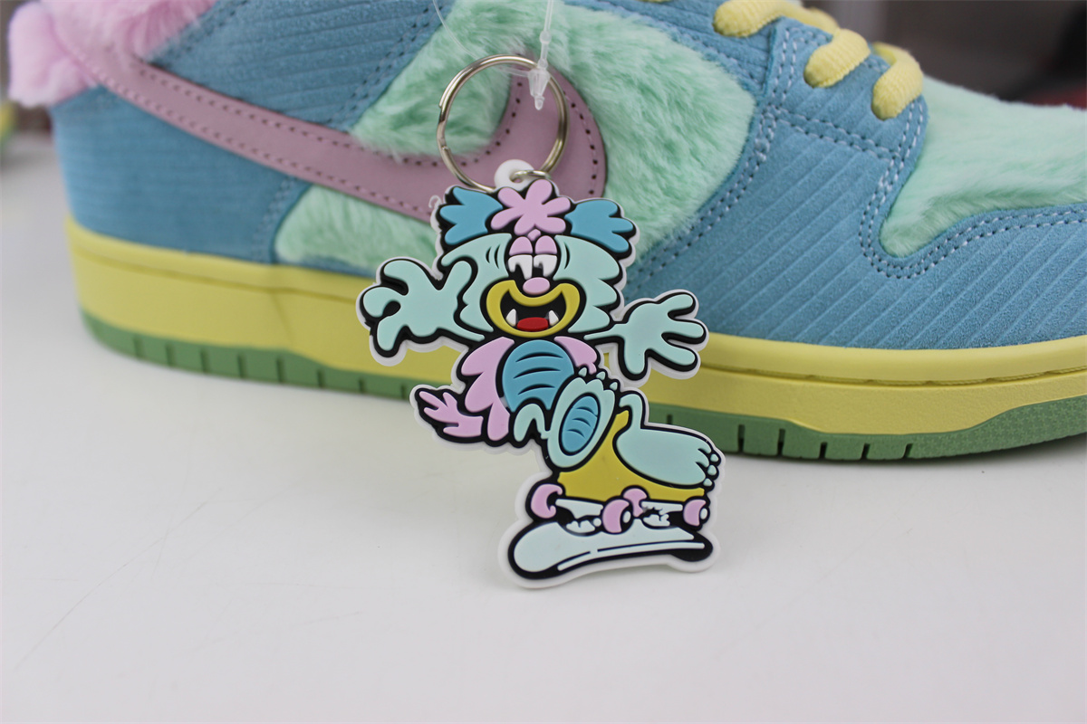 Verdy x Nike SB Dunk Low “Visty”