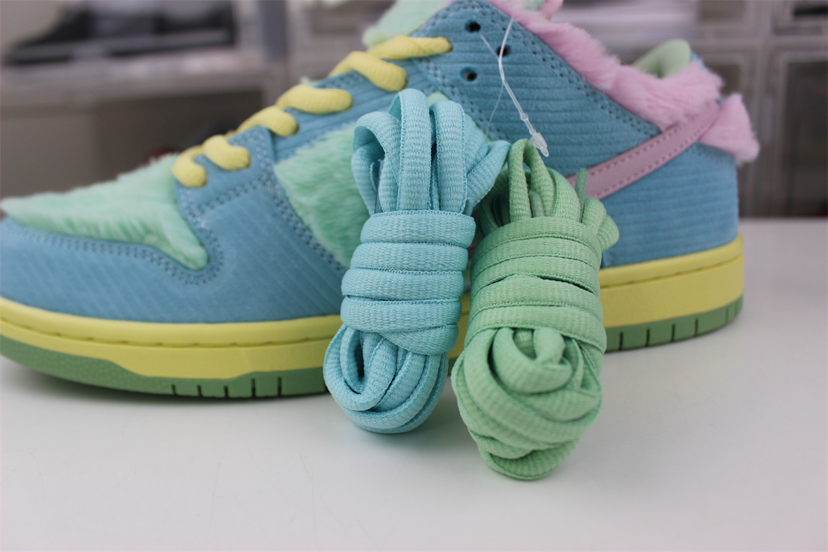 Verdy x Nike SB Dunk Low “Visty”