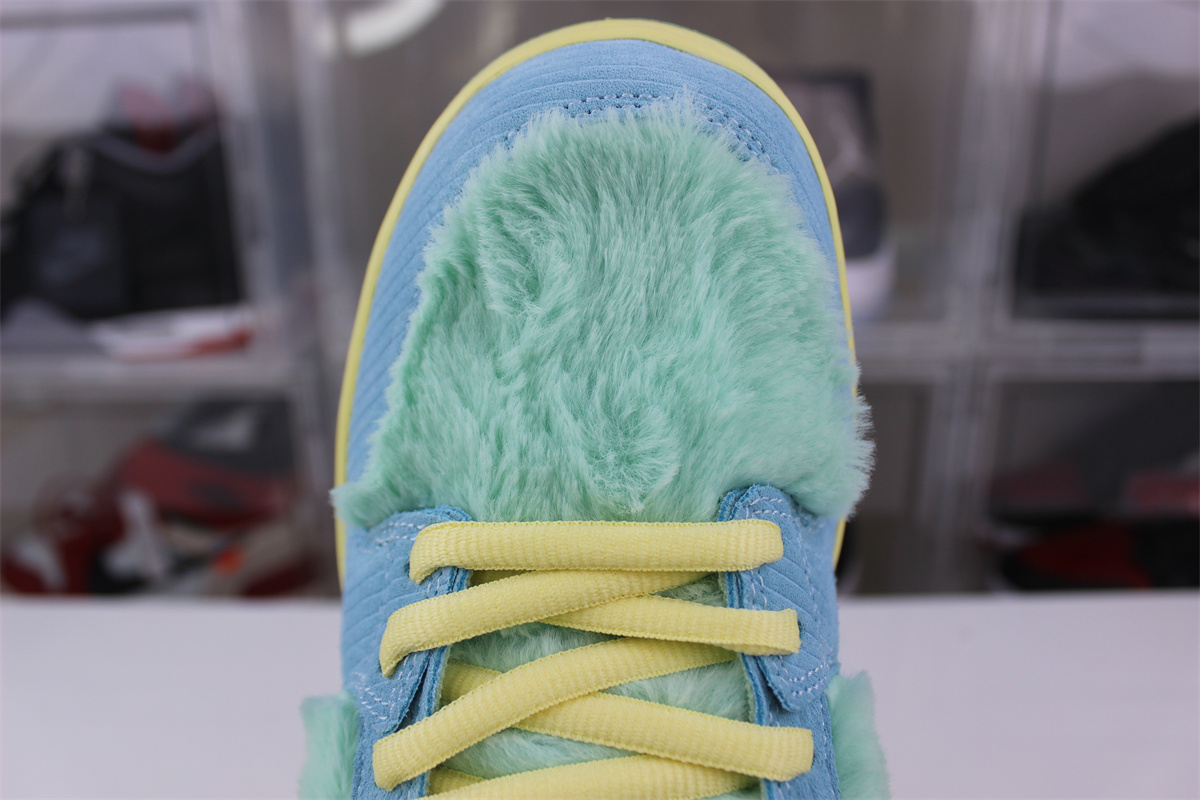 Verdy x Nike SB Dunk Low “Visty”