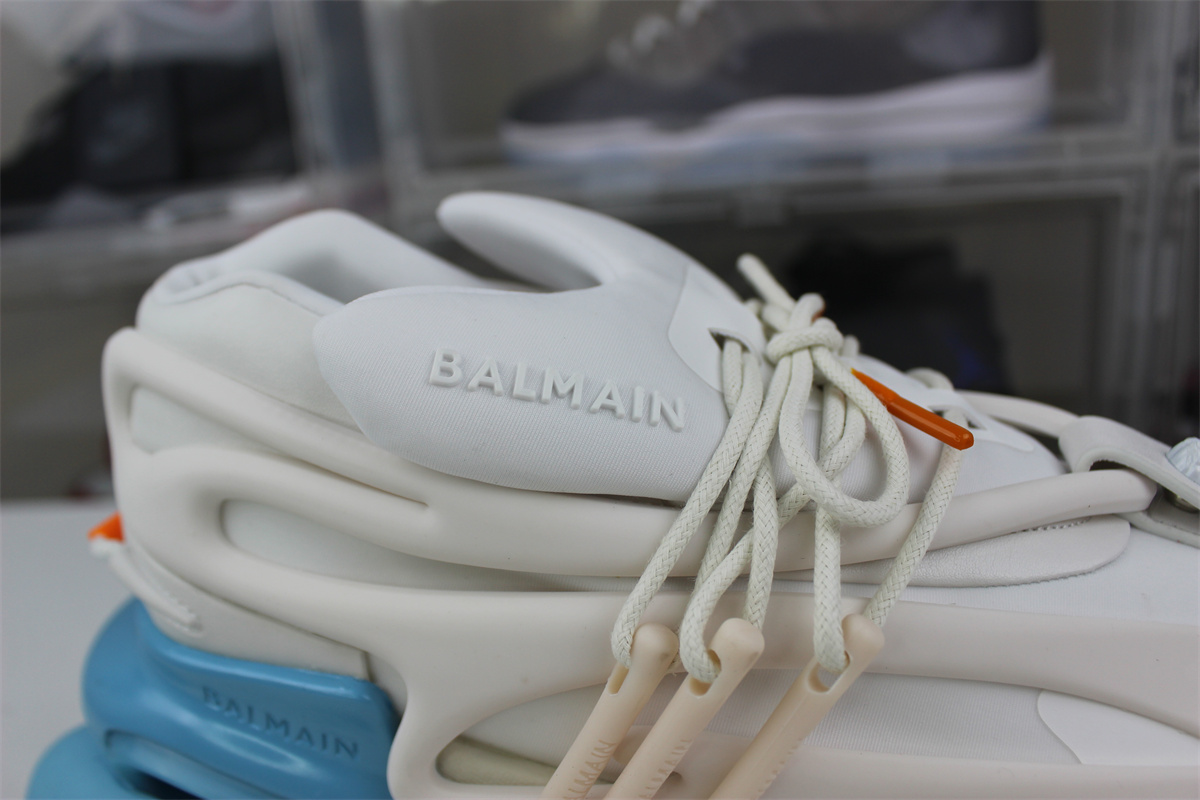 MALMAIN White UNC