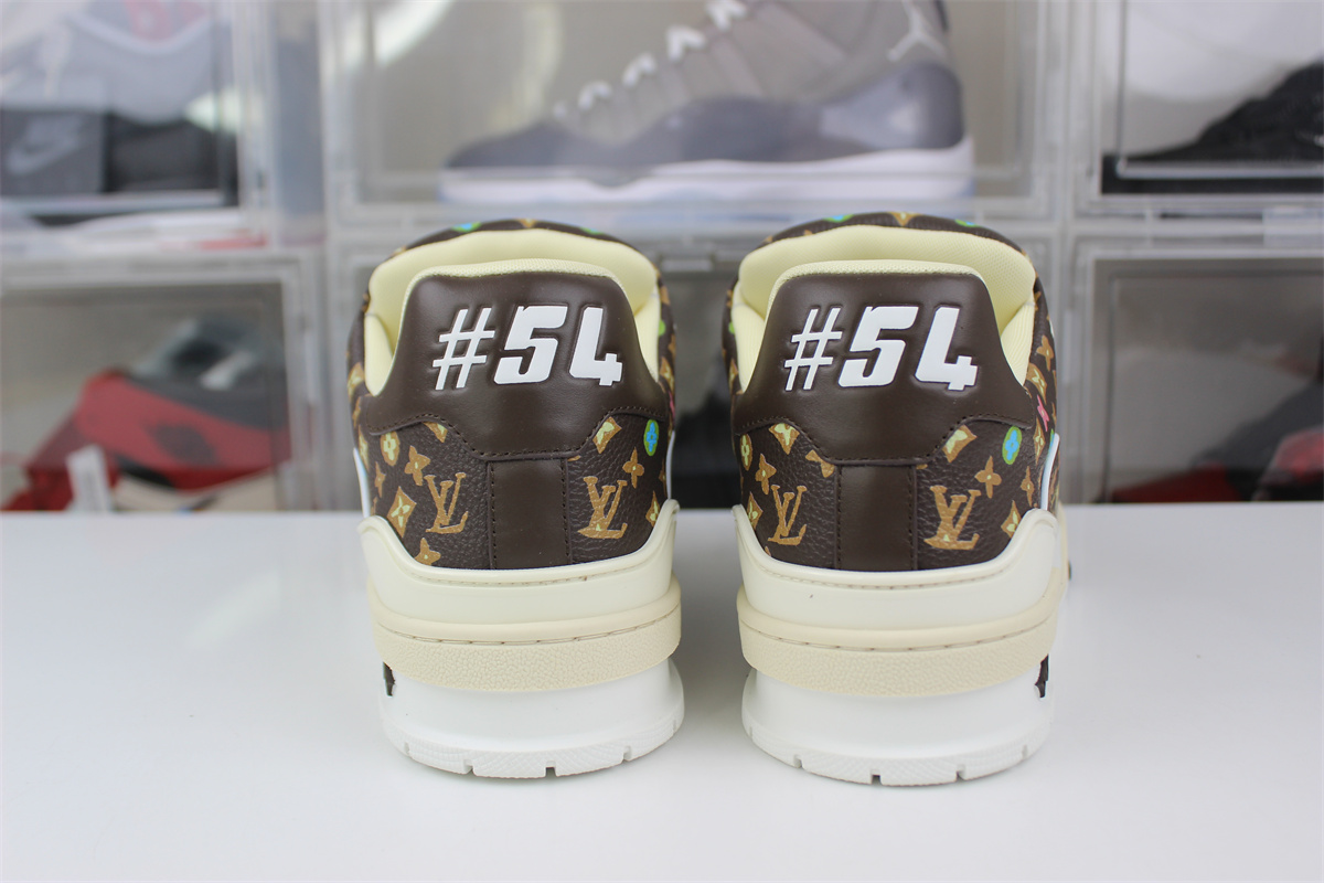 l**is V*t*n lv trainer black chocolate ms0224