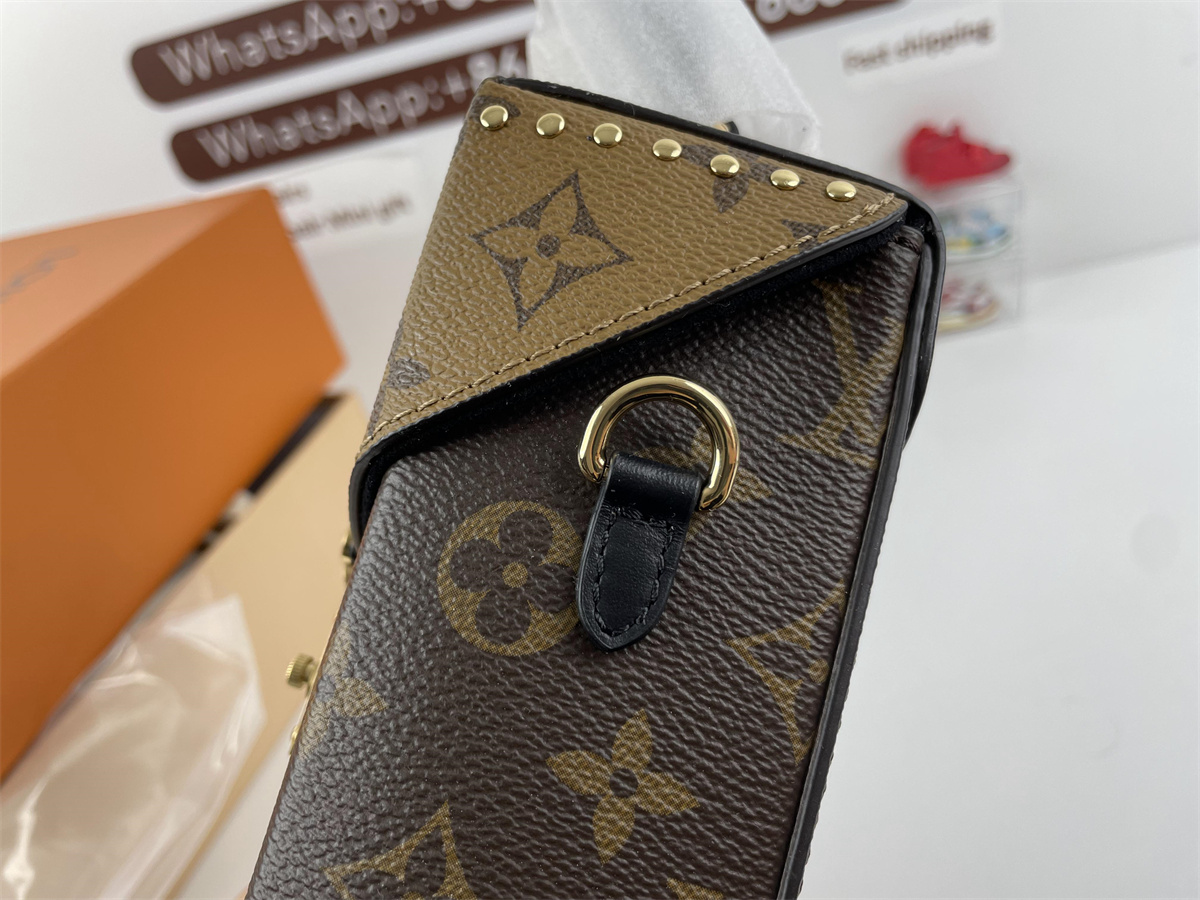 LV Camera Box (17.6x12.5x6cm)