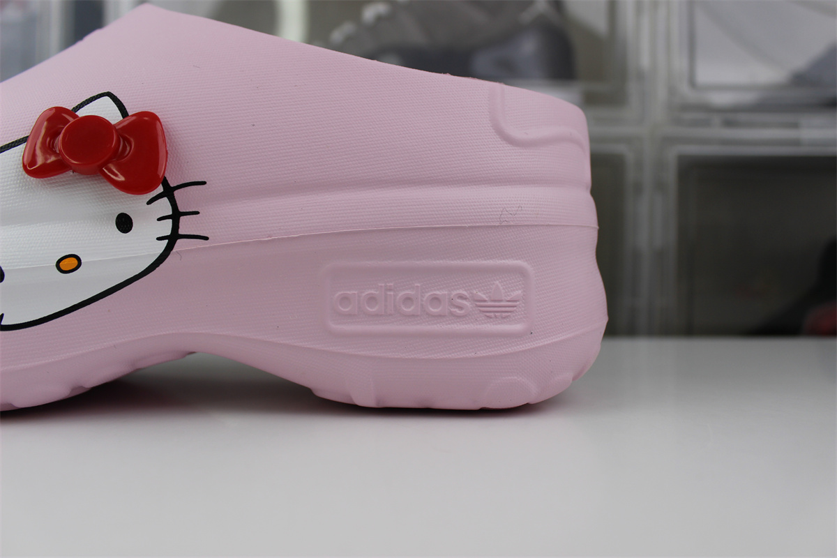 Ad*s hello kitty pink