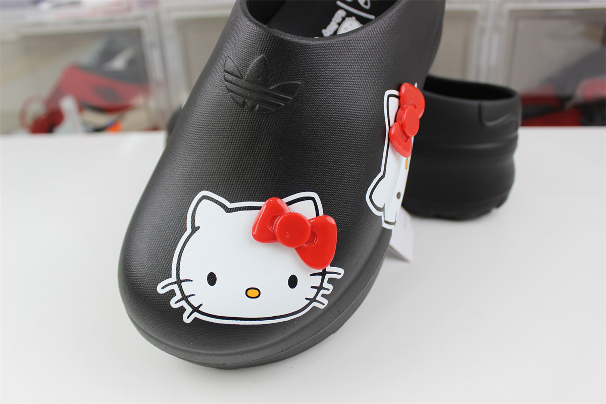 Ad*s hello kitty black
