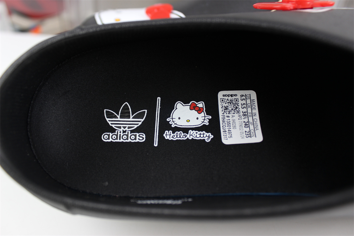 Ad*s hello kitty black
