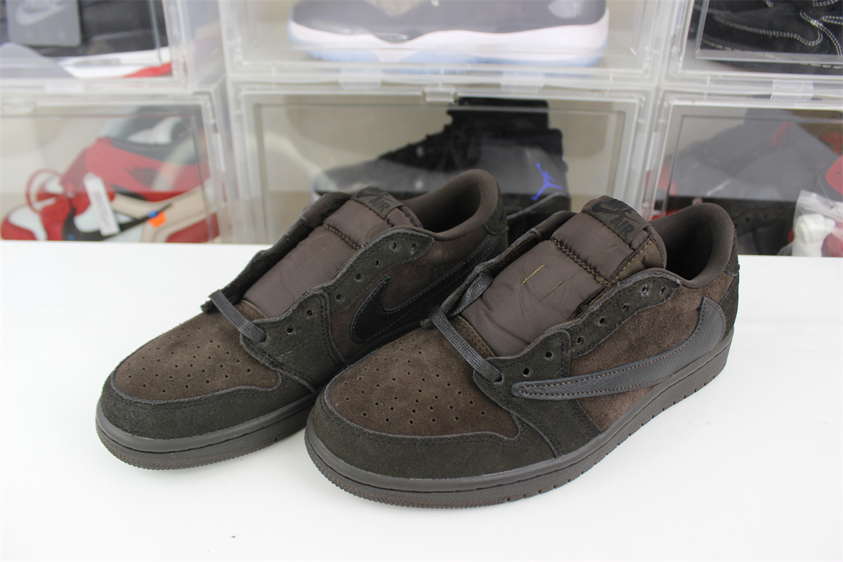 Travis Scott x Air Jordan 1 Low OG “Velvet Brown”