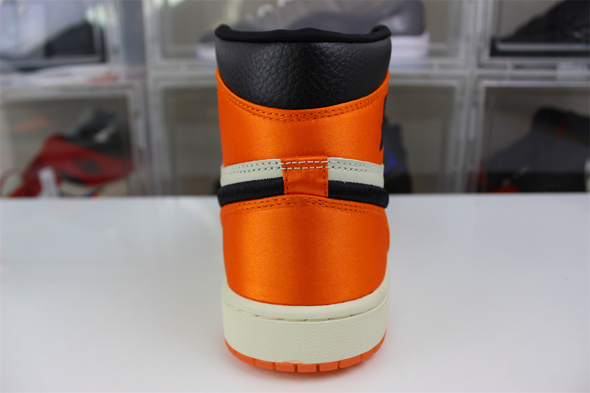 Air Jordan 1 Satin “Shattered Backboard”