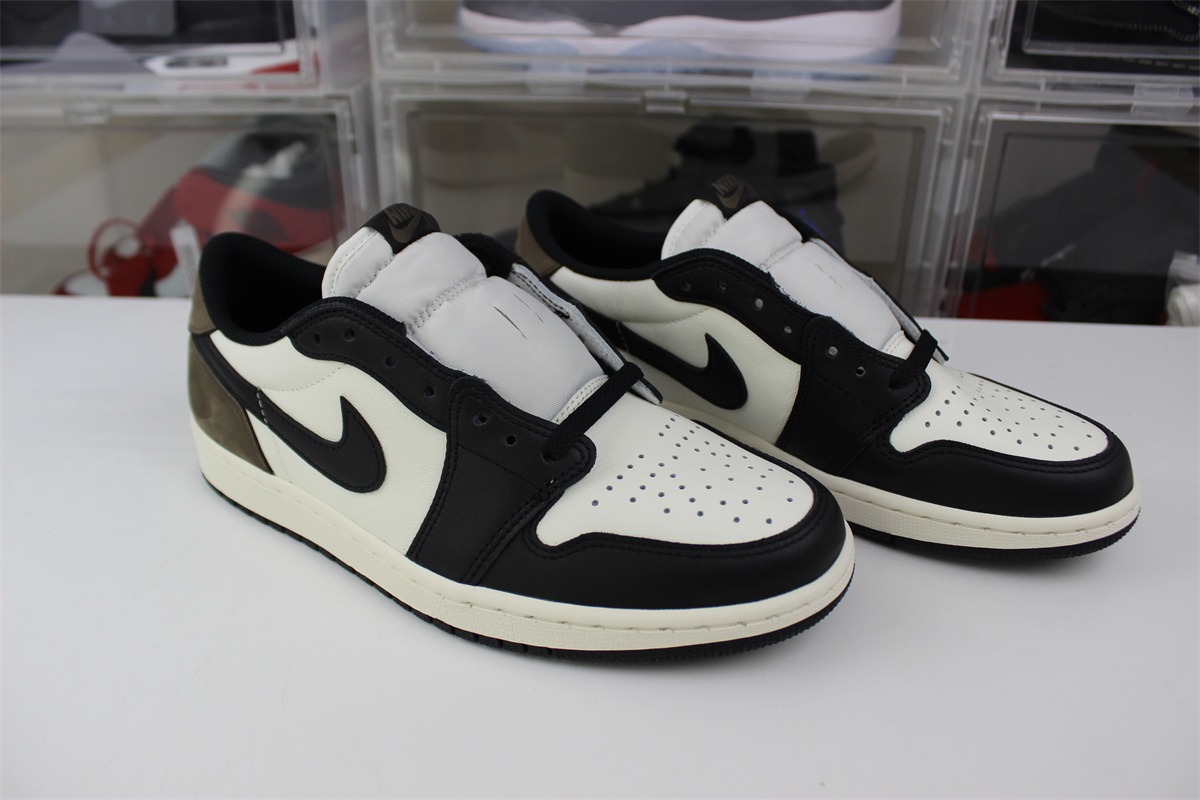 GOAT Air Jordan 1 Low OG “Mocha” 2024 version