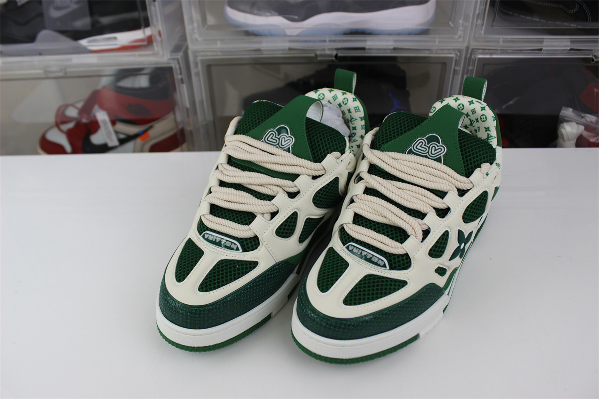 l**is V*t*n white green sneaker #54
