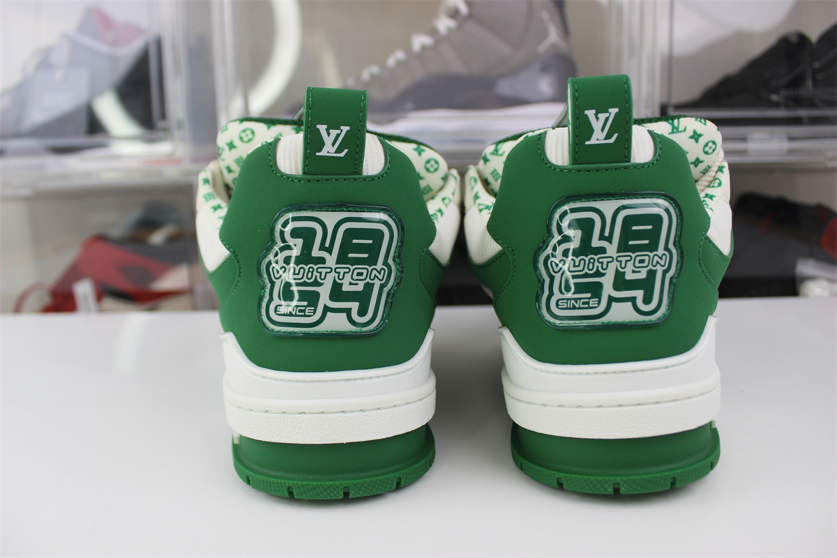 l**is V*t*n white green sneaker #54