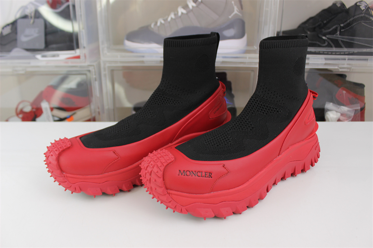 Moncler Trailgrip Black Red (EURO36-46)