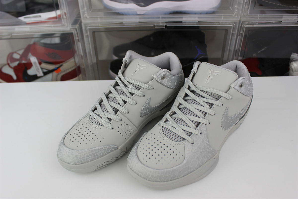 Nike Kobe 4 Protro “White Mamba”